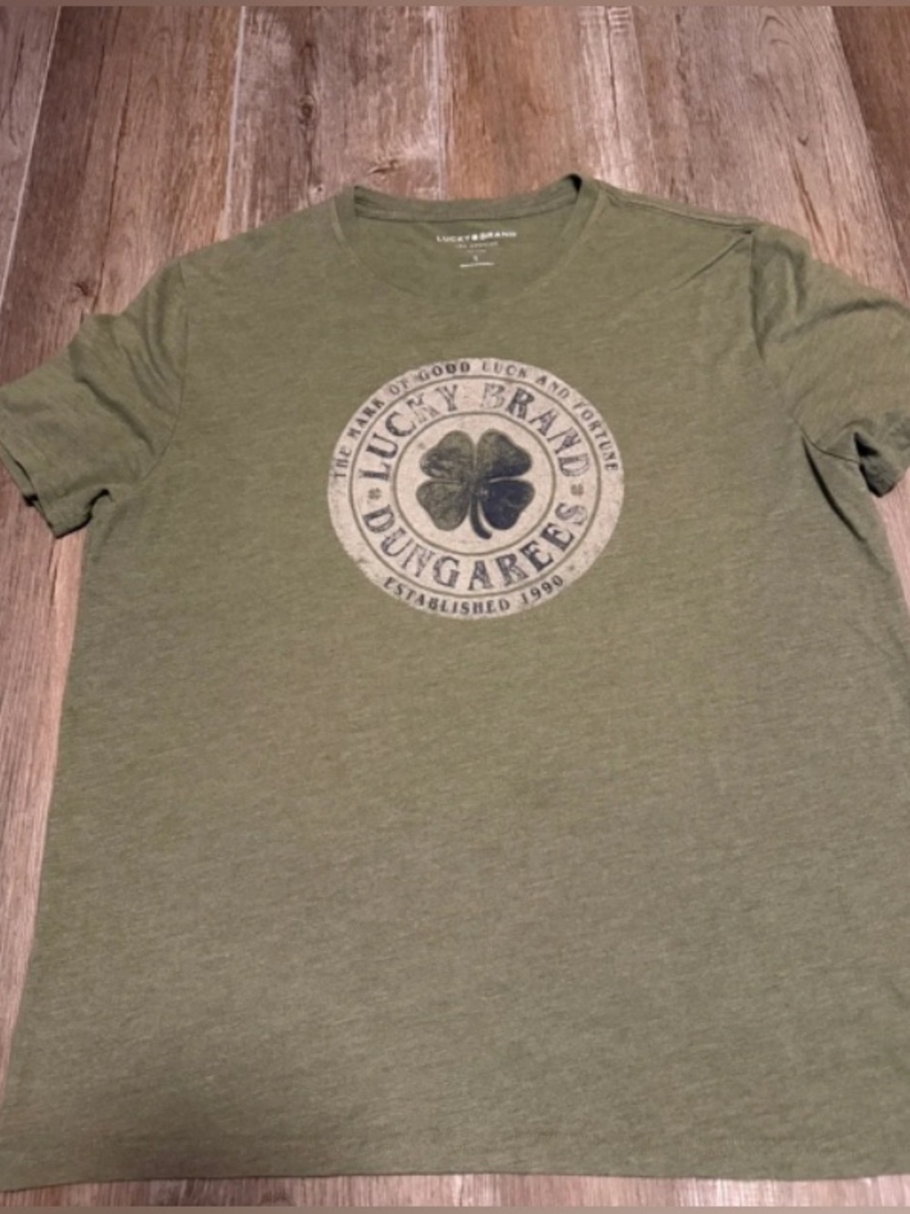 Lucky Brand Olive Graphic Short-Sleeve Tee with Clover Emblem